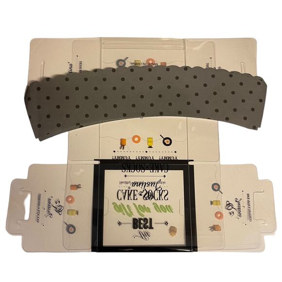 2 Pairs Black White Gray Soft Cupcake Socks One Size - Picture 8 of 10